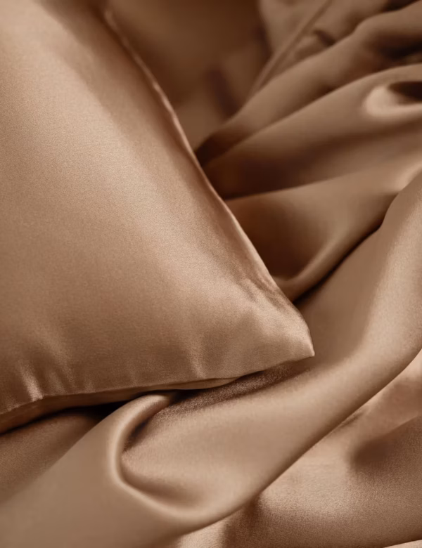 Siidist padjapüür Serene Silk