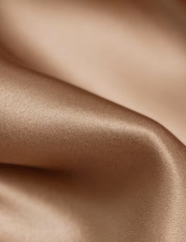 Siidist voodilina Serene Silk